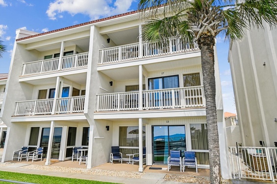 Coastal Retreat Escape