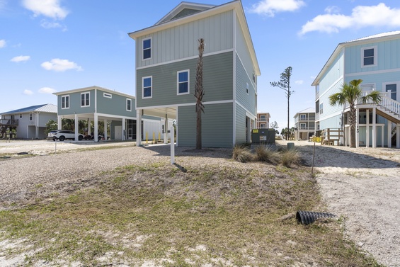 Elegant Beachfront Retreat