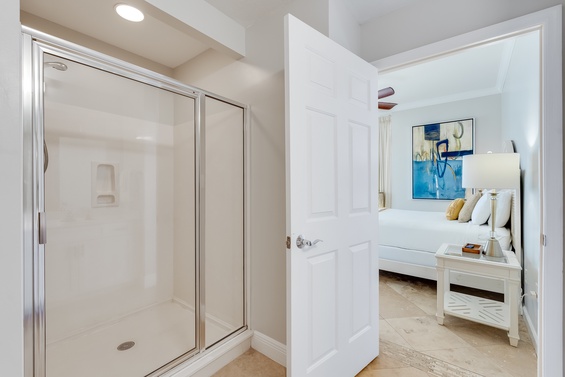 Spa-Inspired Bath Retreat