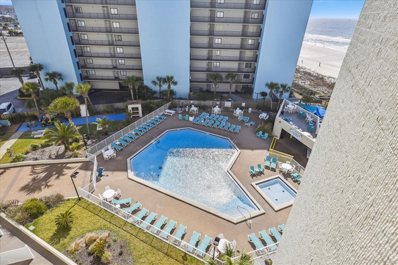 Resort-Style Poolside Escape