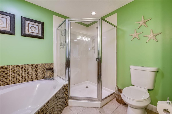 Floor Plan-Primary Bath-_KLH5621