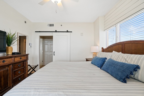 Serene Oceanview Escape