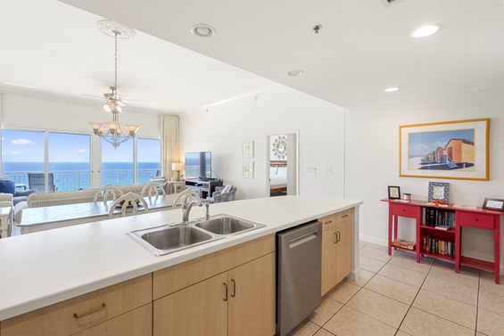 Fully equipped with Beach Views