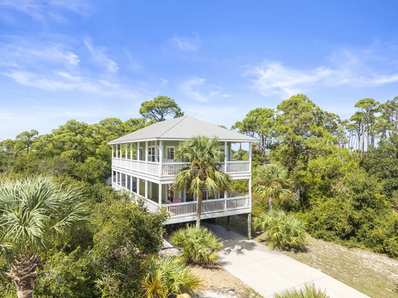 Elegant Coastal Retreat