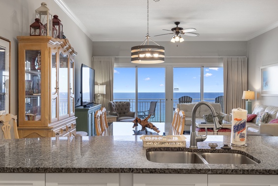 Gourmet Beachfront Kitchen