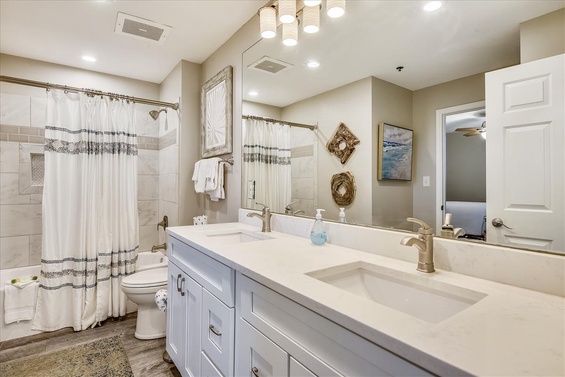 Floor Plan-Bath-_KLH7779