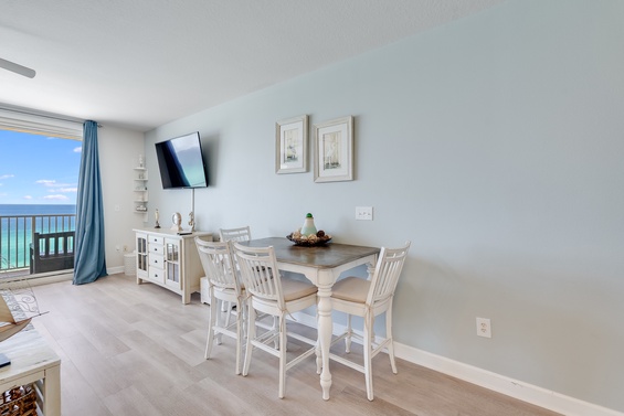 Bright Coastal Dining