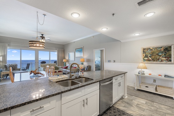 Gourmet Beachfront Kitchen