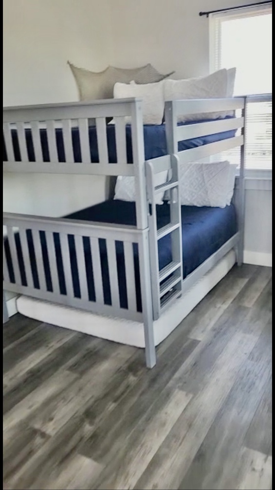 bunks with trundle