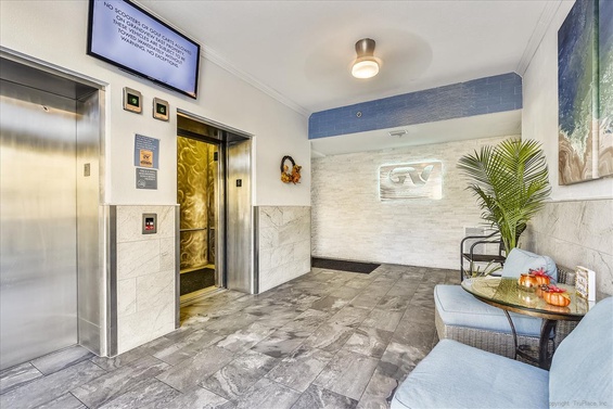 883CB631-1C68-42C9-ADD1-7C6F2E0CF2B3