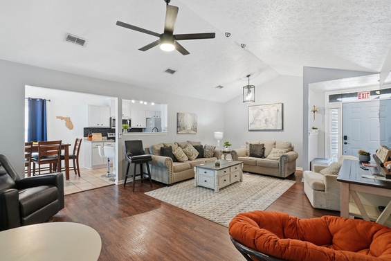 Sunlit, Open Living Space