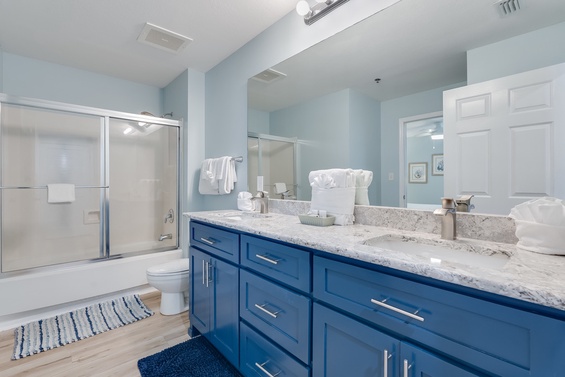 739A5888-3B6F-4B04-81C4-49719DB885E3_1_105_c