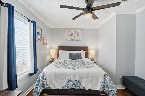 Comfortable Coastal Queen