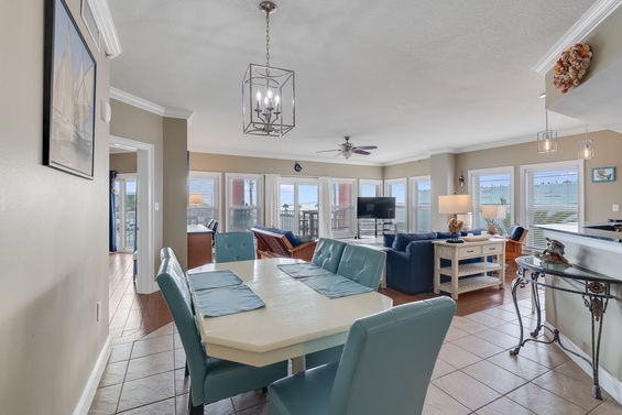 Elegant Coastal Dining