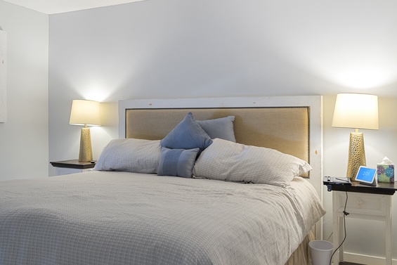 Serene King Suite