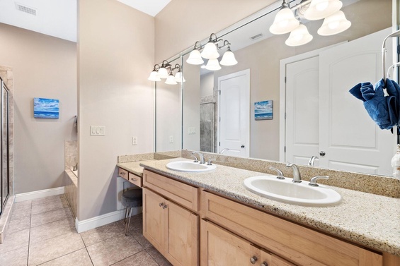 Spa-Like Luxury Bath