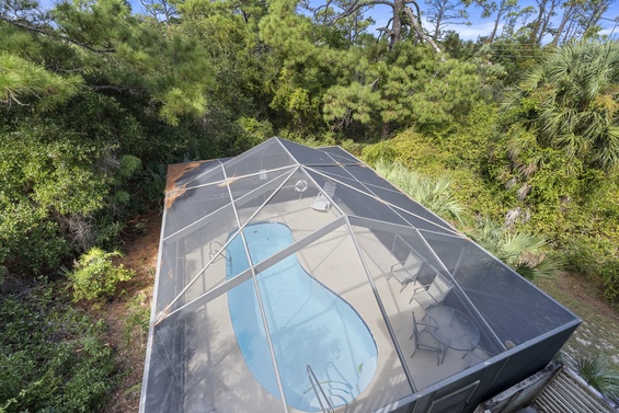 Private Screened Sanctuary