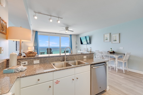 Modern Granite Kitchen