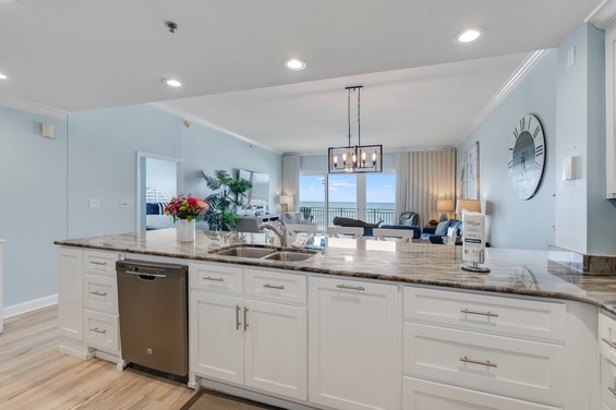 C73A749A-8F7F-4B6F-86D7-157F60215B66_1_105_c