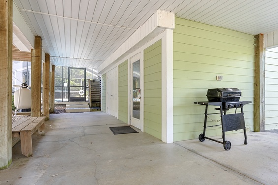 Bright, Inviting Flow