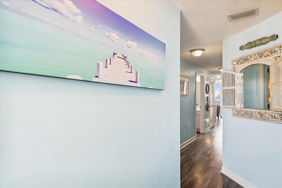 Chic Coastal Entryway