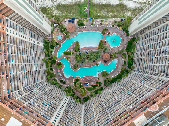 Lagoon-Style Resort Pool Complex