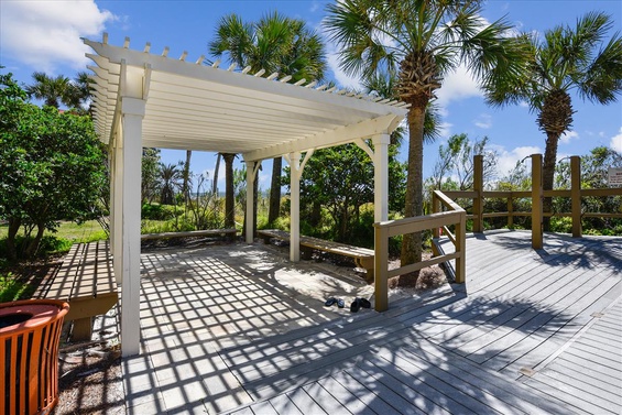 Exterior-Beach Access Area-_KLH7721