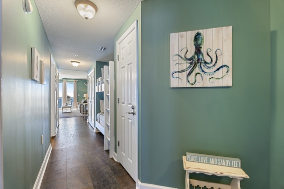 Coastal-Inspired Entryway