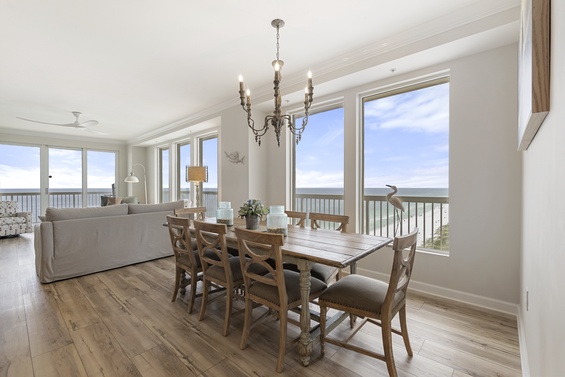 Oceanview Dining Space