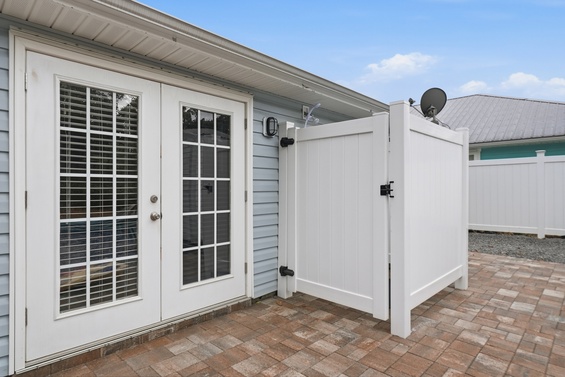 Refreshing Outdoor Shower