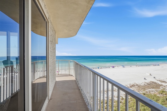 Private Balcony Beachfront Views