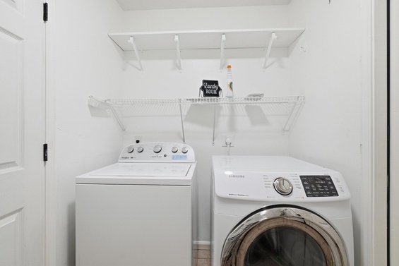 Convenient in-unit Laundry
