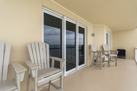 Private Oceanfront Balcony