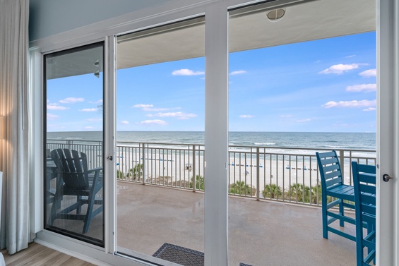 F5E2F09B-9071-4FAE-BE34-6C95878C110E_1_105_c