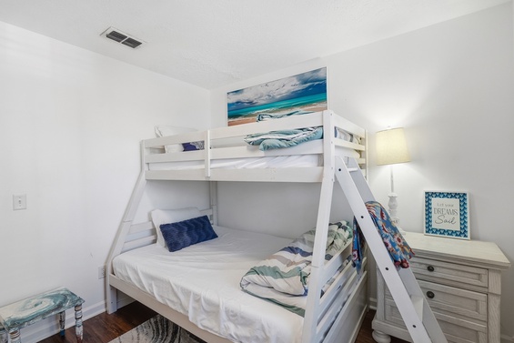 Family-friendly Bunk Beds