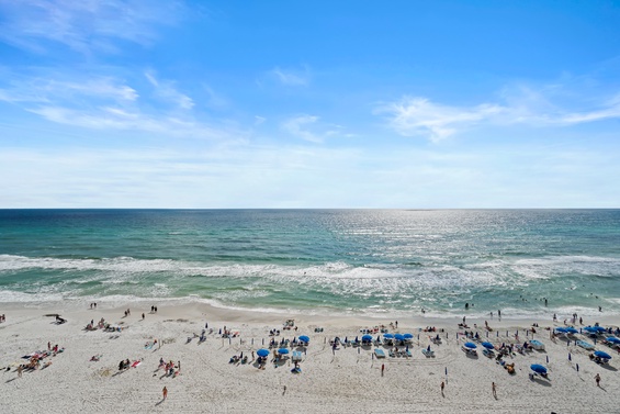 Stunning Waterfront Vistas