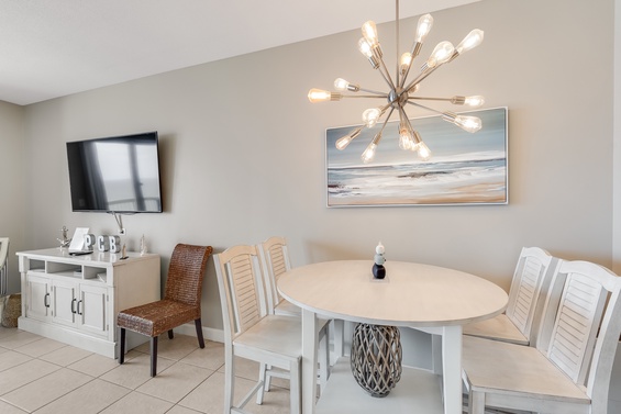 08EE242D-1B8D-47D0-AEDE-49E1619576E7