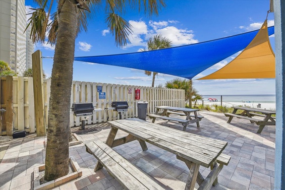 17FAA223-5CF3-423D-97EF-1C0CA41369E5