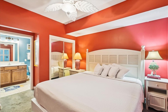 EBD3B4D3-AB84-402E-A73A-7CF7DA849FFC