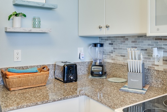 Modern Granite Kitchen