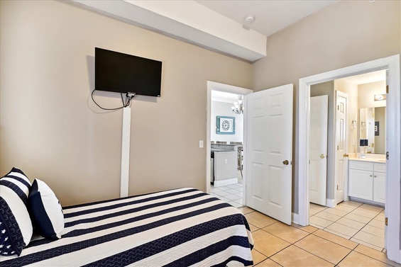 Tranquil Gulfside Comfort