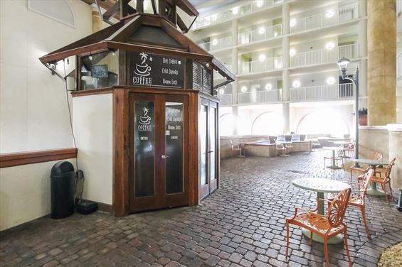 Amenity-Shores of Panama Coffee Shop-IMG_6960.JPG