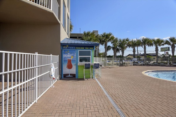 Amenity-Tidewater PCB Pool-DSC_3022.JPG