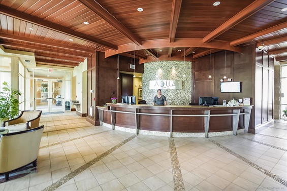 Amenity-Aqua Resort Lobby-_KLH0448.JPG