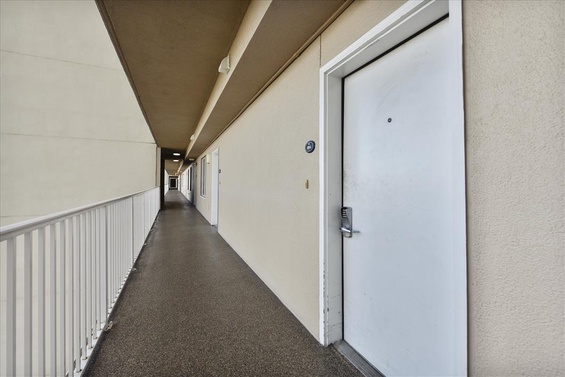 Entry walk to GULF FRONT condo