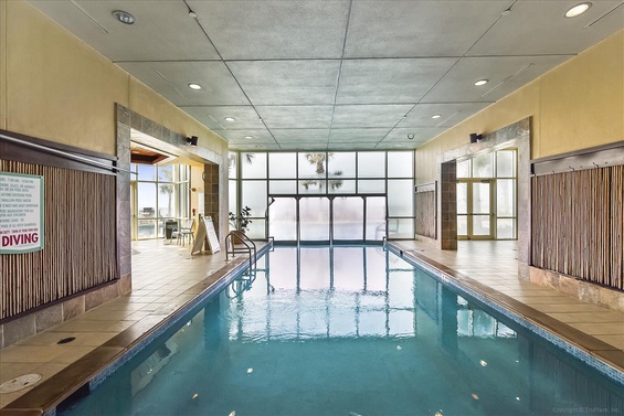 Amenity-Aqua Resort Indoor Pool-_KLH0462.JPG