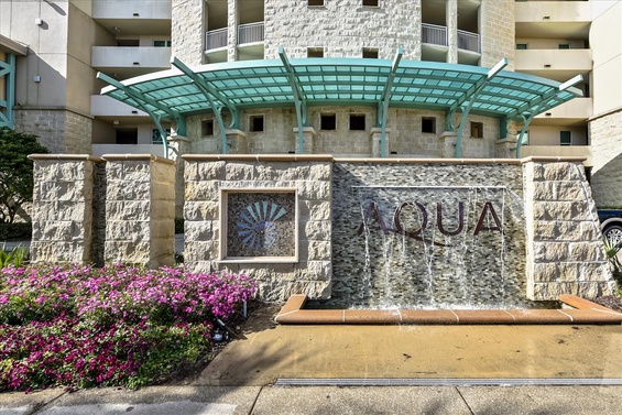 Amenity-Aqua Resort Sign-_KLH0466.JPG