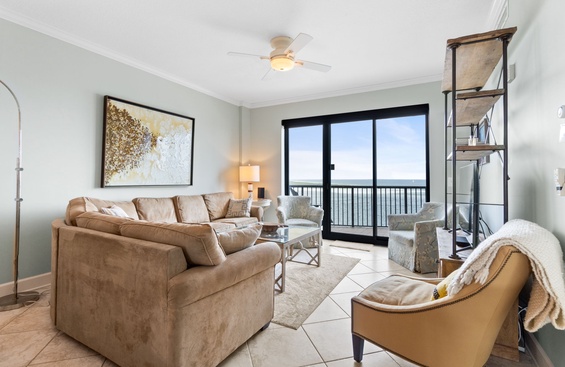 Grand Pointe 801