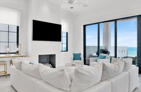 Sea La Vie at Eleanor Beach