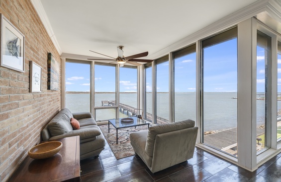 Channelview CV211